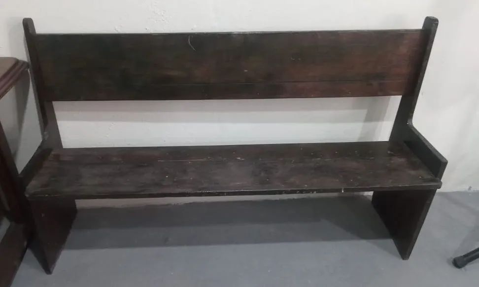  BANCOS DE MADEIRA (ANGELIM) ?