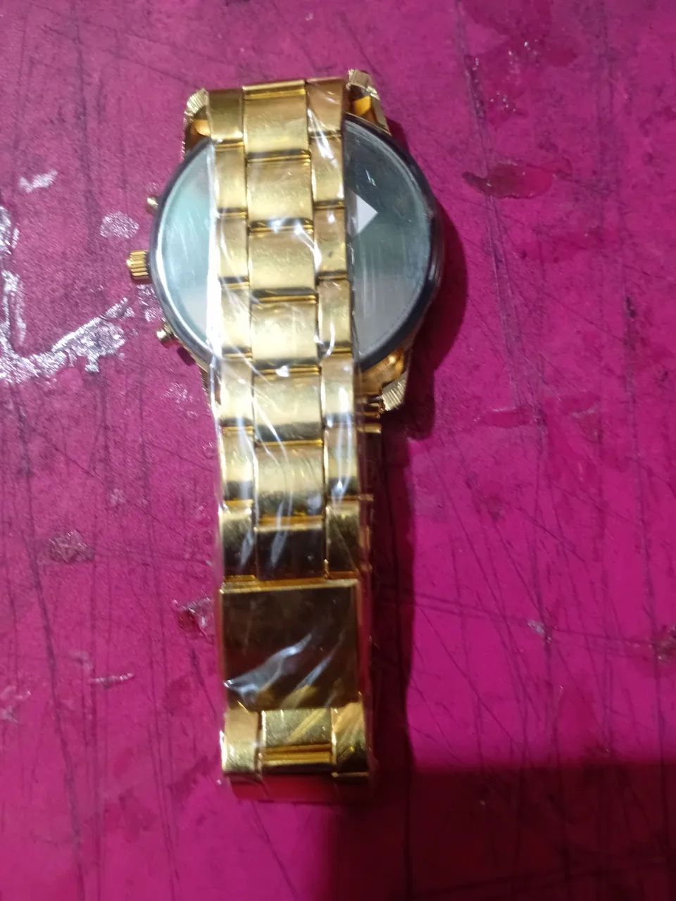 Relógio masculino dourado*novo*! - Foto 2