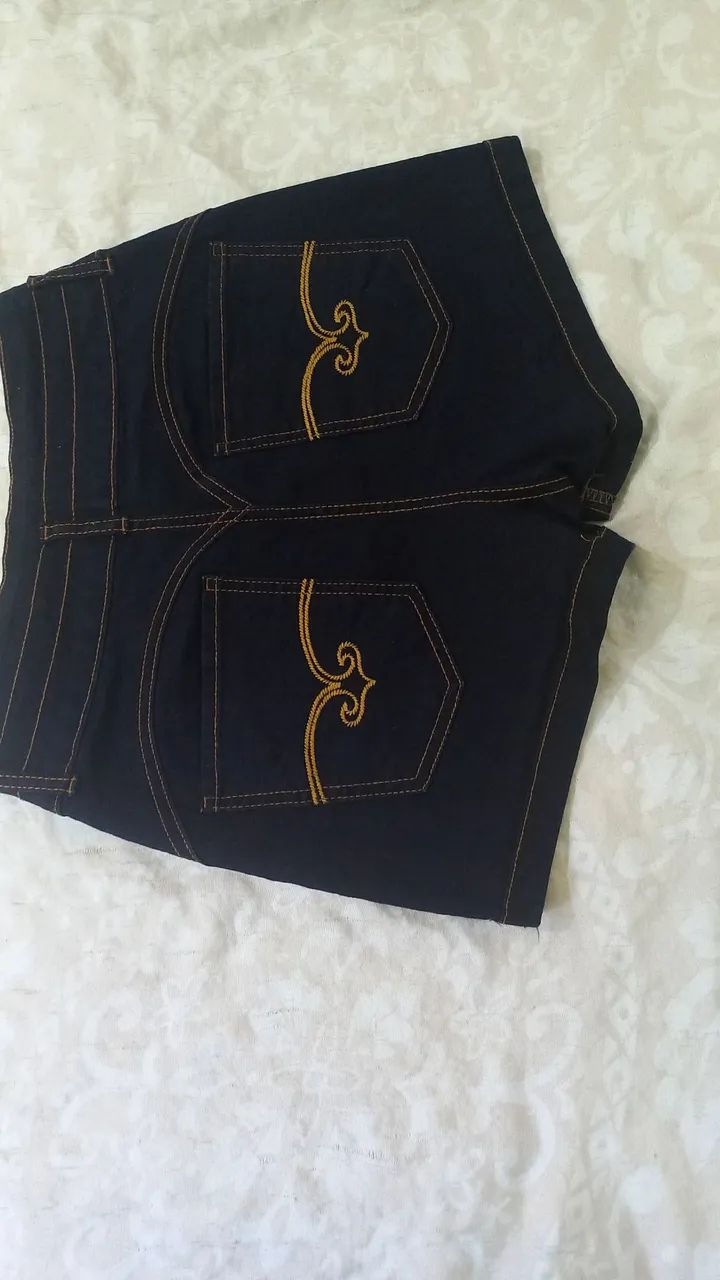 Shorts jeans num 38 pouco usados