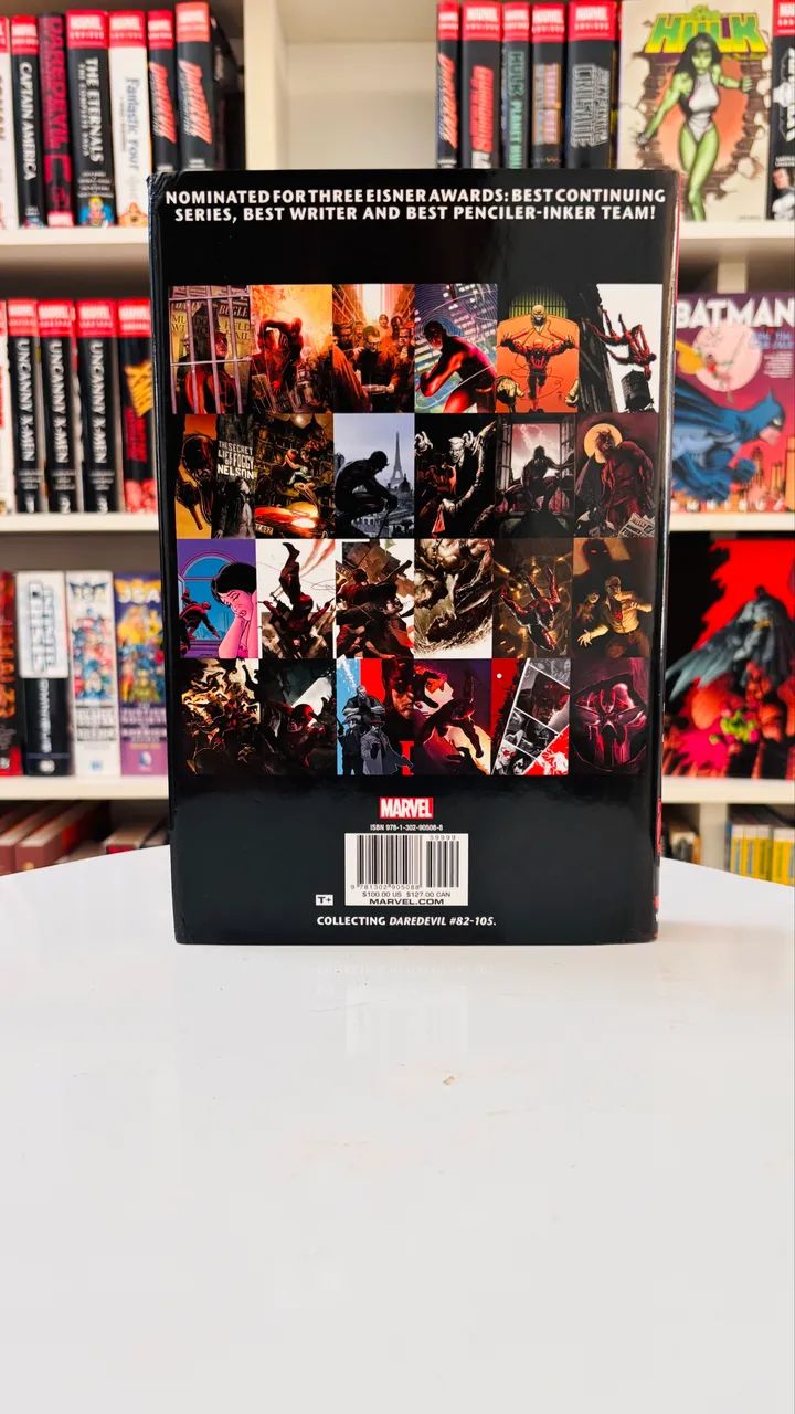 Coleção Daredevil by Ed Brubaker Omnibus.  - Foto 4