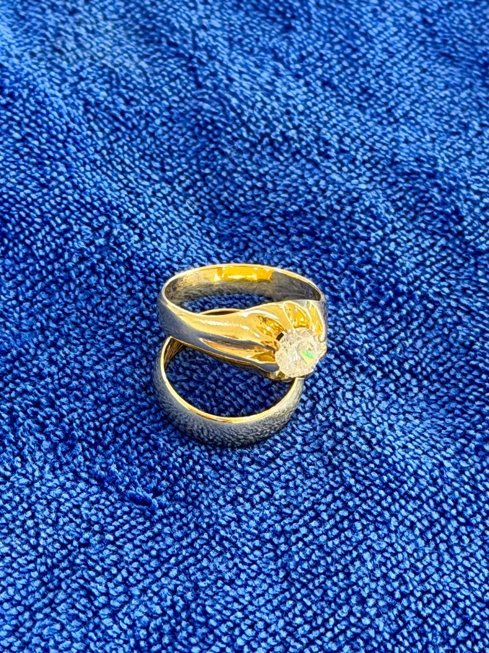Vende se Ouro em Joias.