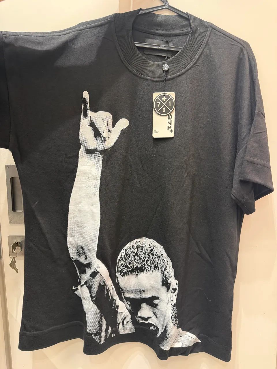 Camiseta R10
