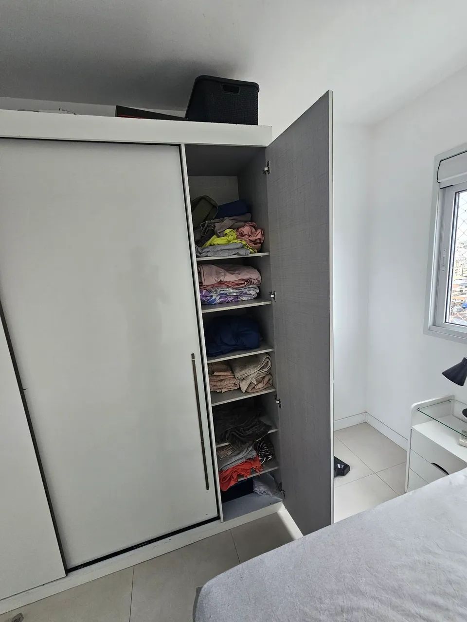 Roupeiro / Guarda-Roupa Branco com Espelho (3 Portas de Correr) - Foto 2