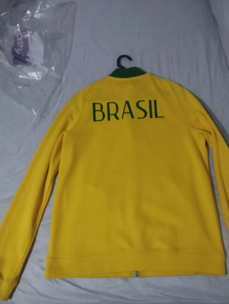 Vendo Jaqueta Seleção Brasileira Copa  2014 semi nova  - Foto 2