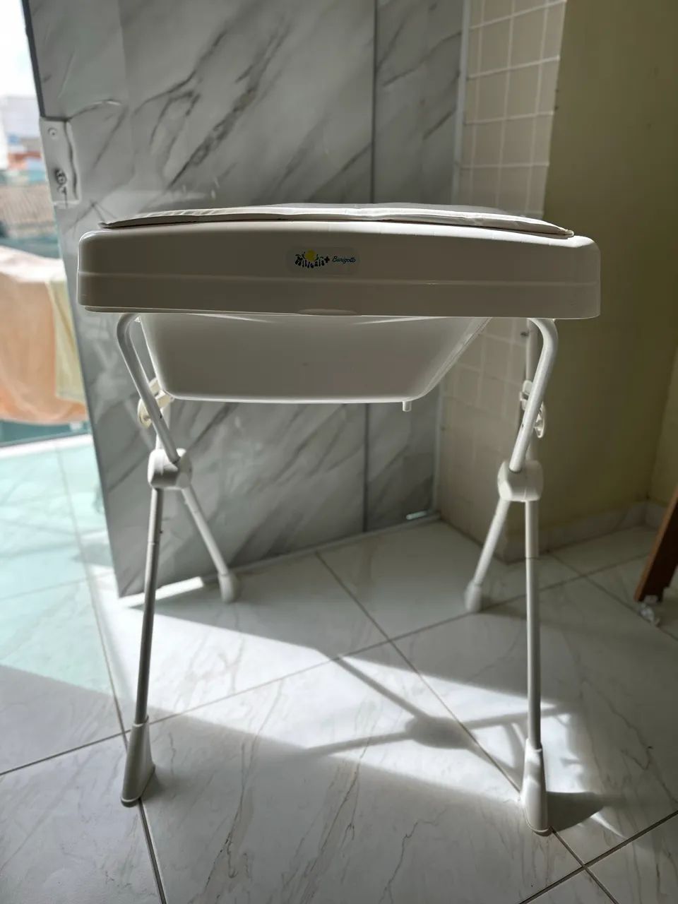     Banheira Burigotto Completa em perfeito estado 