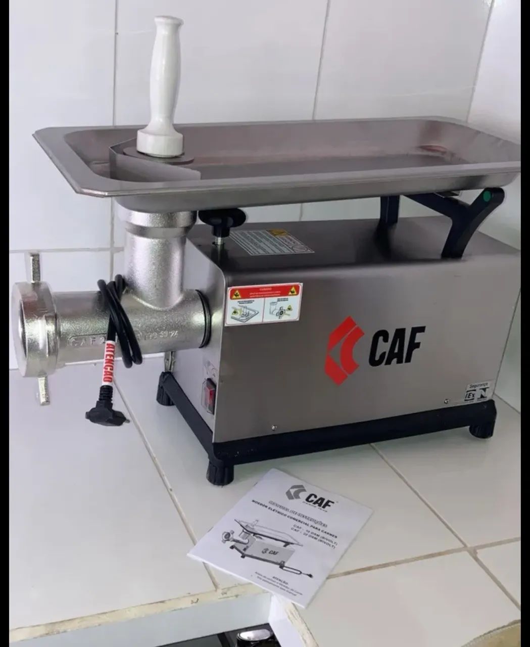 Moedor de carne novo, boca 22 marca Caf 220 - Foto 2