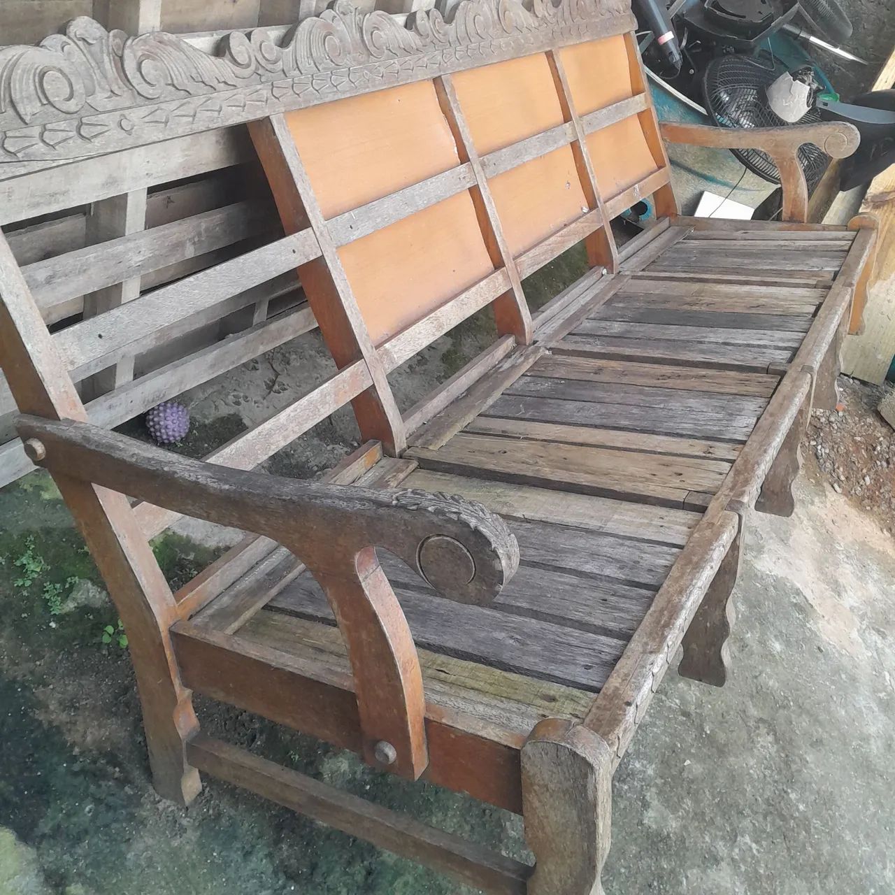Sofá antigo pra reforma 