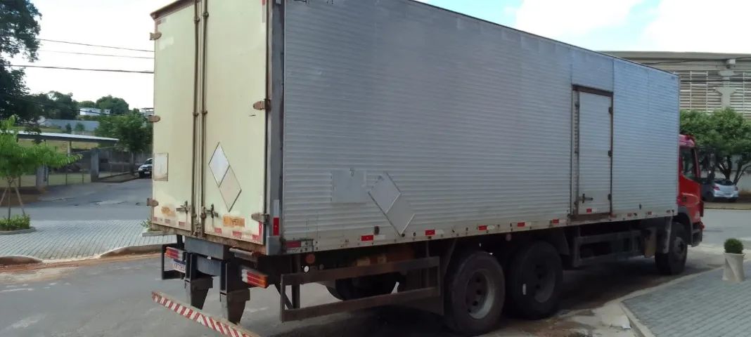 VENDO MBENZ ATEGO 2426 / 2012 EXCELENTE ESTADO - Foto 2