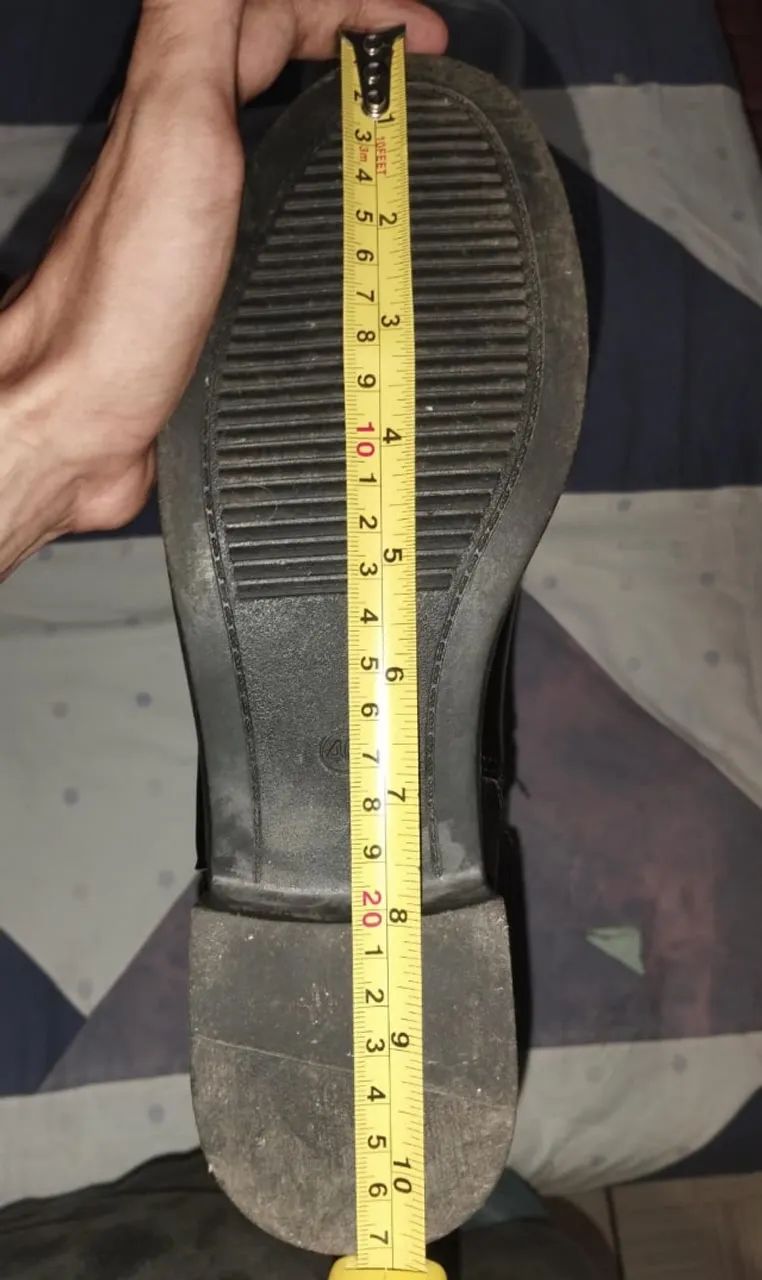 Bota cano alto com fivela - Foto 4