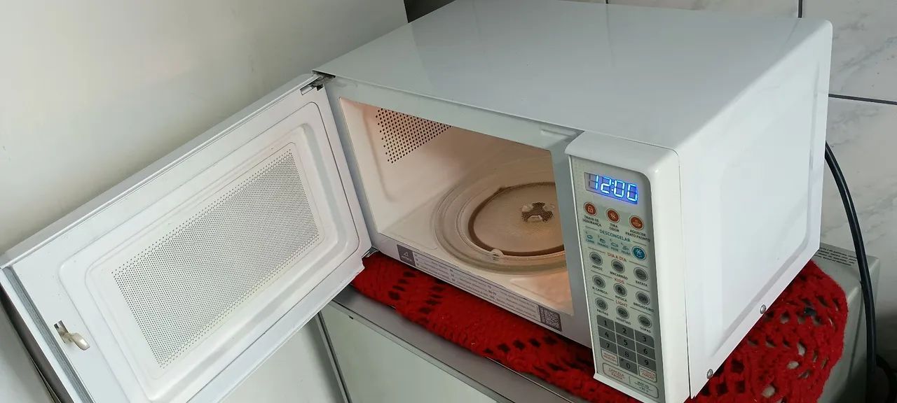 Microondas Electrolux 20 litros 127v - Foto 3