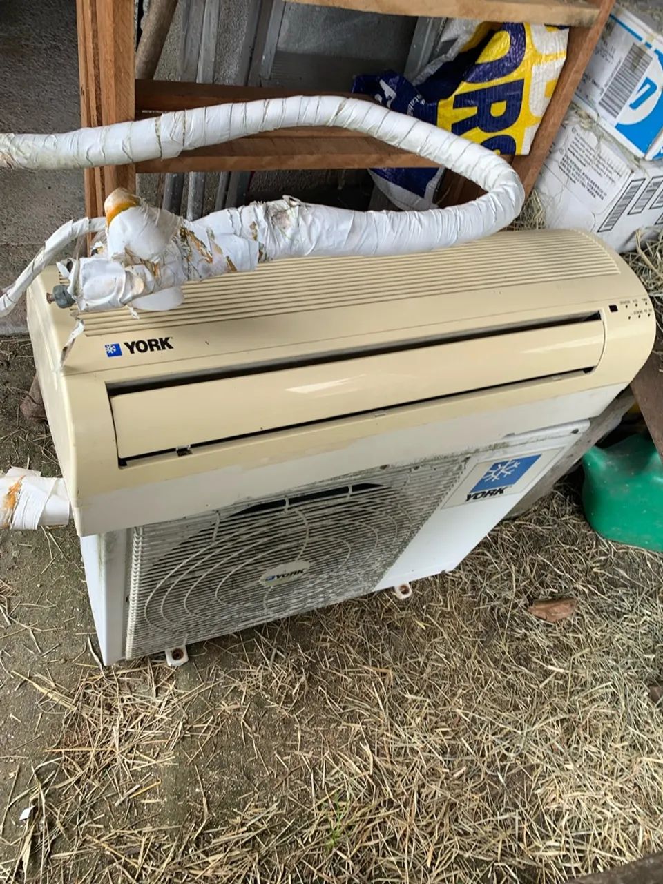 Ar condicionado York 7500 Btus funcionando perfeitamente - Foto 3