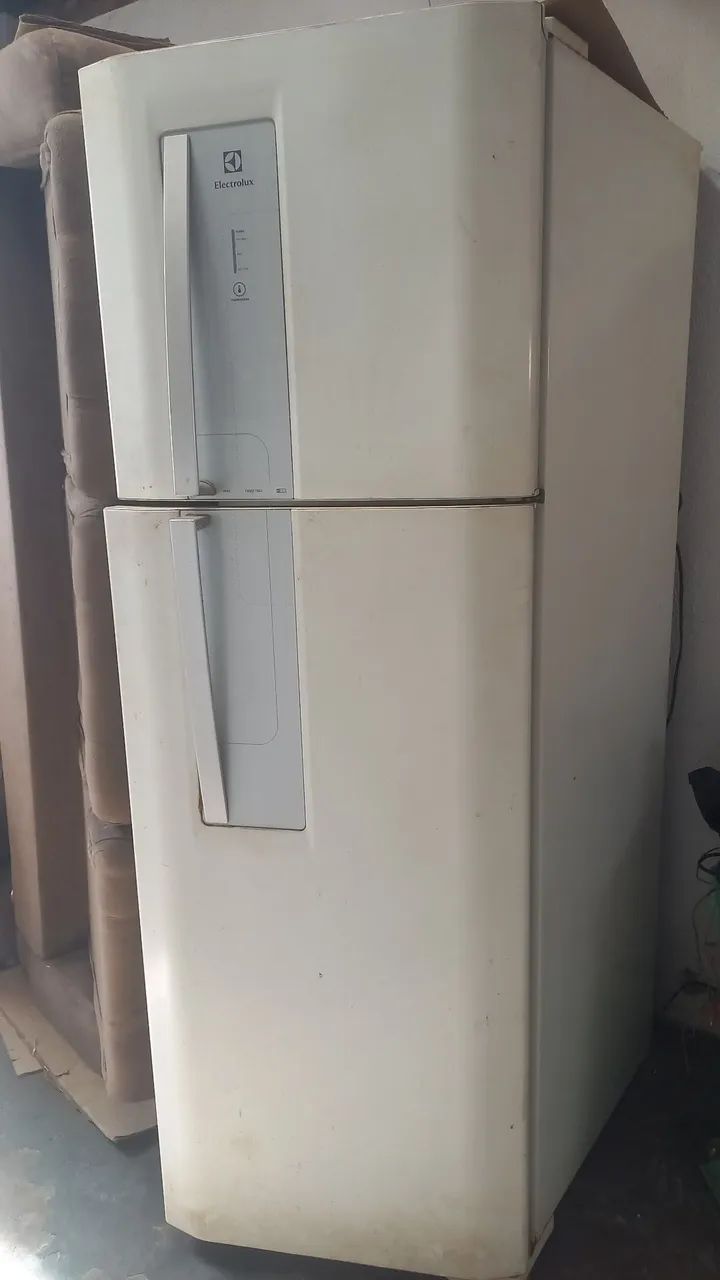 Vendo Geladeira 