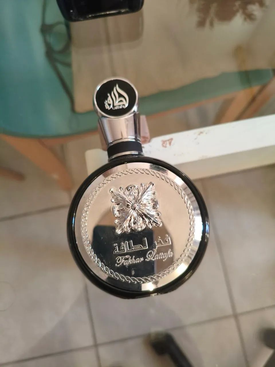 Perfume Lattafa Fakhar Black 
