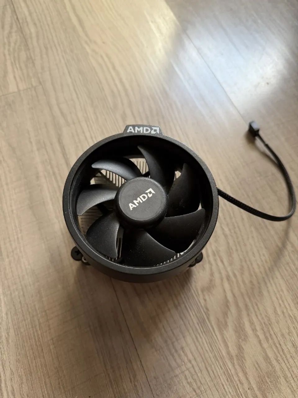 Cooler Original AMD Ryzen AM4
