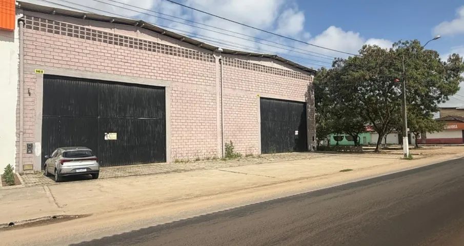 GALPÕES EM TEIXEIRA DE FREITAS