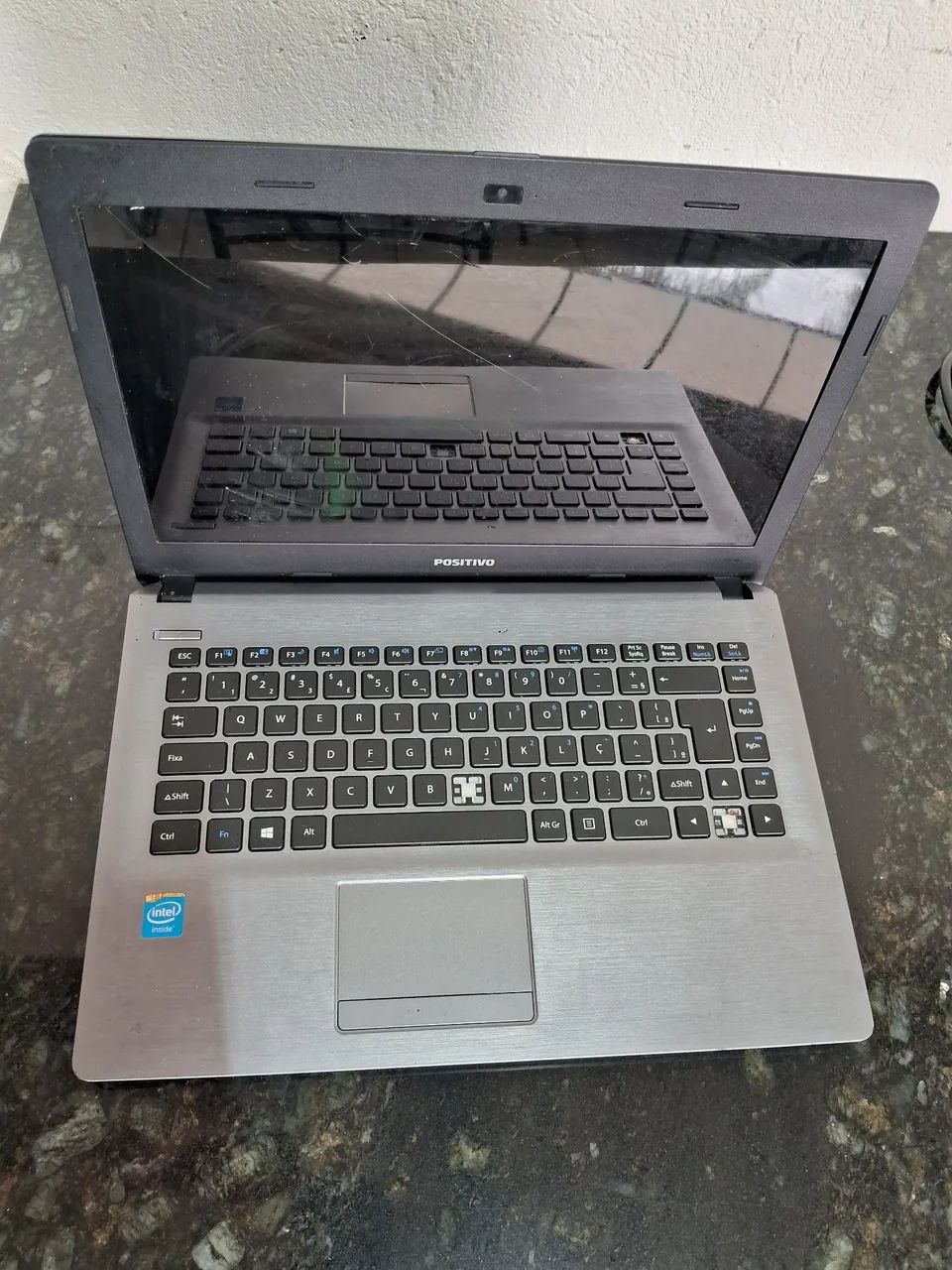 Vendo notebook positivo Com defeito R$349 - Foto 4