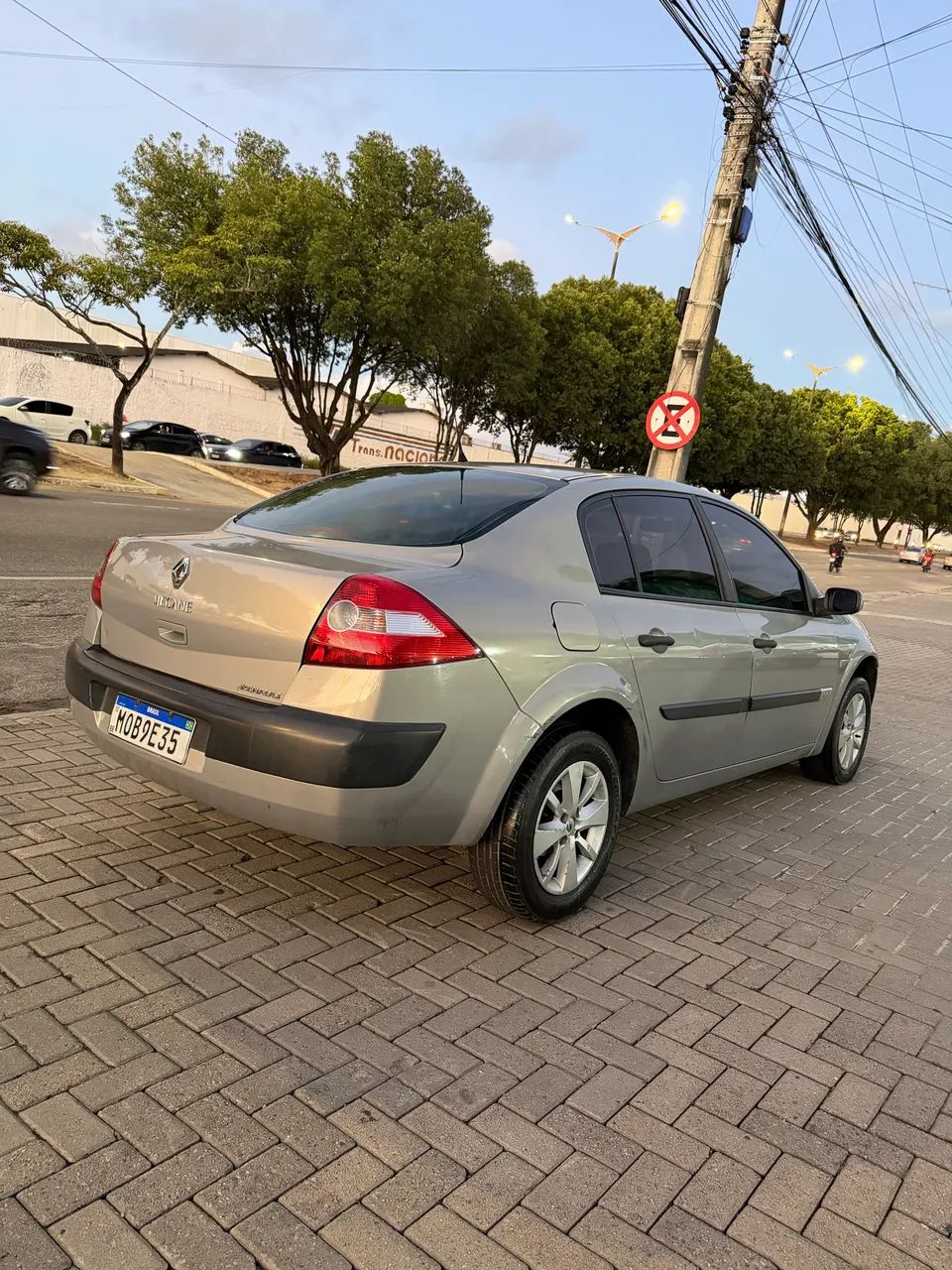 Renault Megane Sed. Expression 2.0 16V Mec. 2008