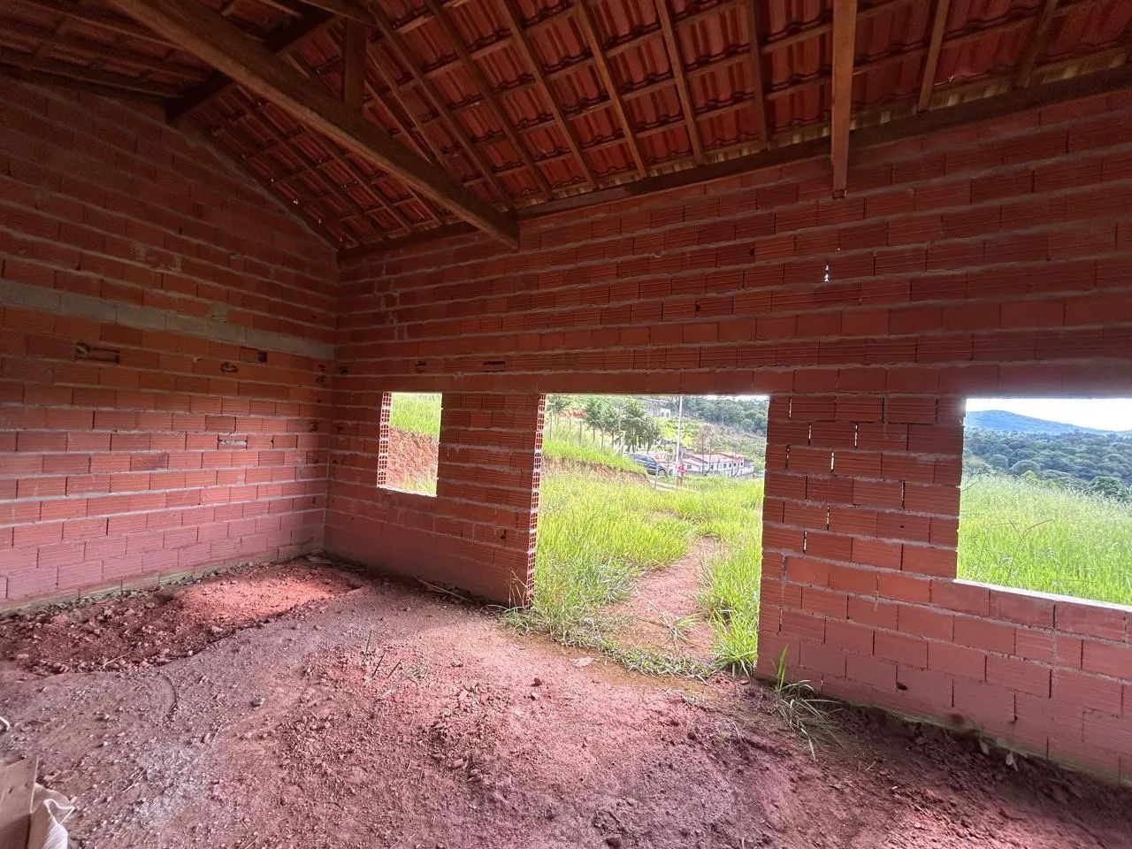 Chácara - FAÇO PARCELADO!!! - Descrição: casa em construção Atibaia 1000 m2 - Foto 8
