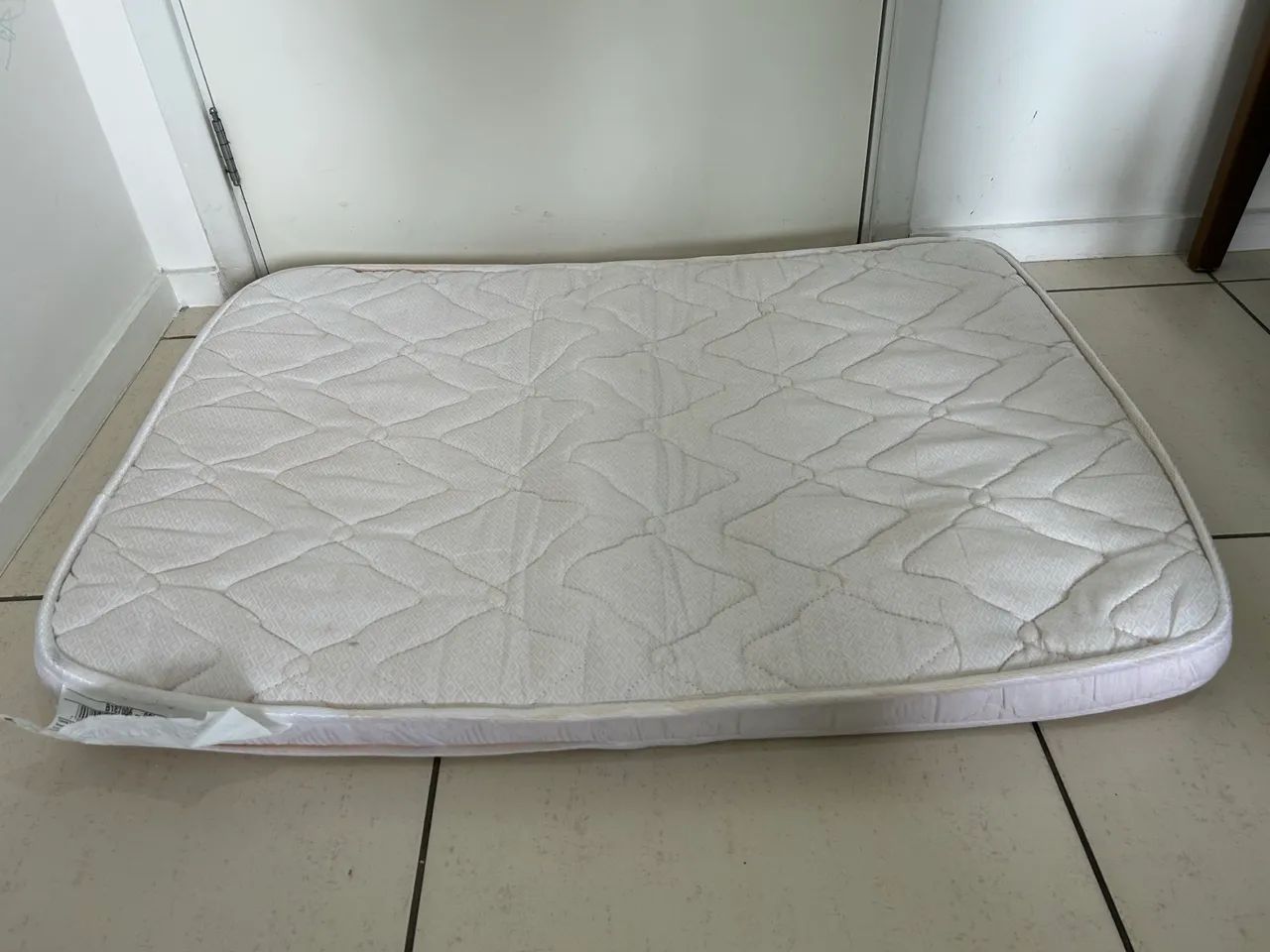 Vendo Colchão para berço portátil - Foto 2