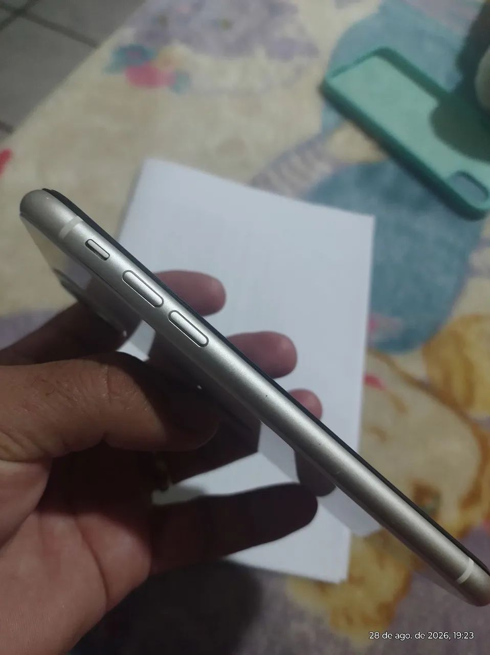Vendo iPhone 11 excelente estado de conservação  - Foto 2