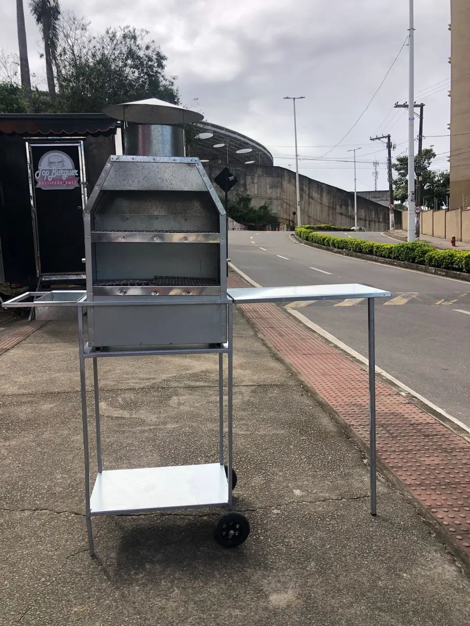 Churrasqueira para espetinho / carrinho de churrasco  - Foto 2