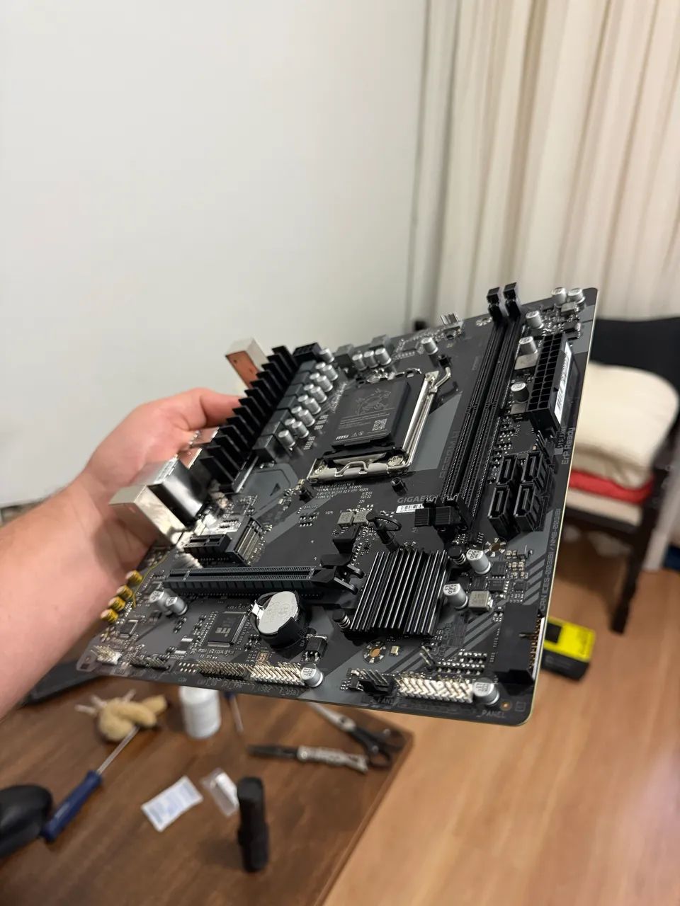 PLACA DE VÍDEO GIGABYTE B650 mh 1.2 am5  - Foto 4