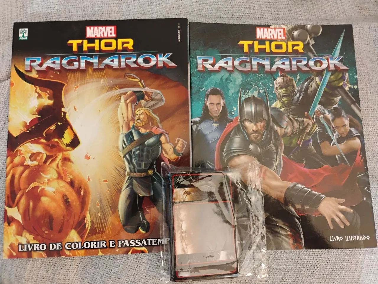 ÁLBUM DE FIGURINHAS THOR: RAGNAROK COMPLETO (2017) ABRIL 