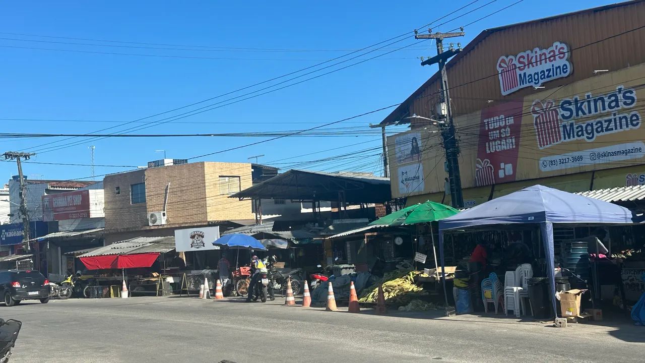 Prédio comercial  em Tibiri 2