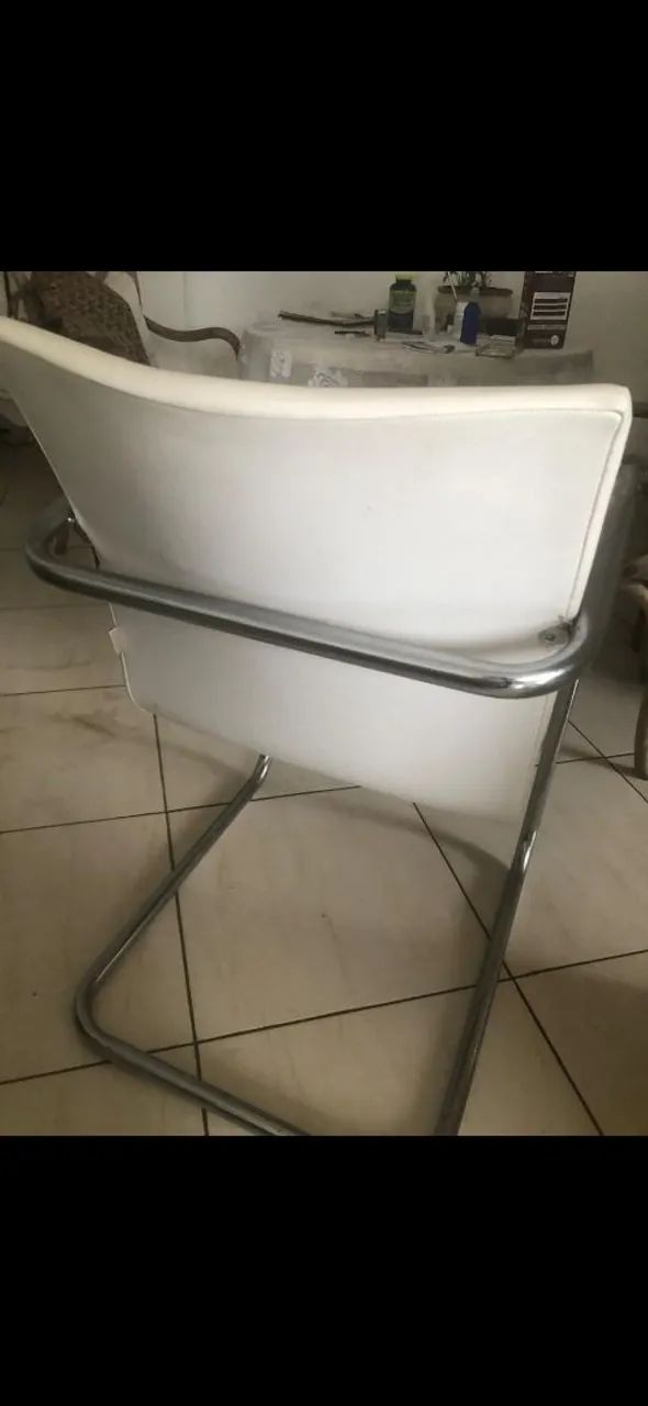 Cadeira estofada cromada  - Foto 4