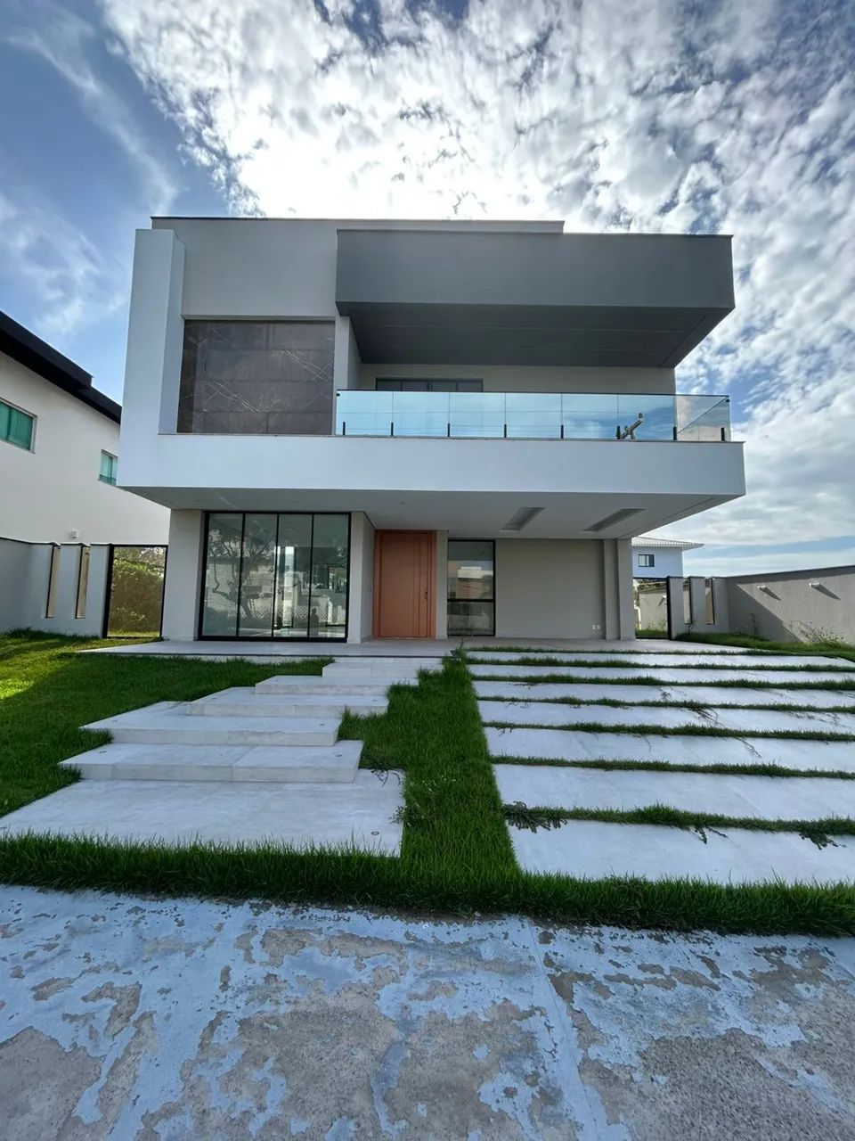  Vendo Casa Duplex 850m² em Condomínio no Aracagi 