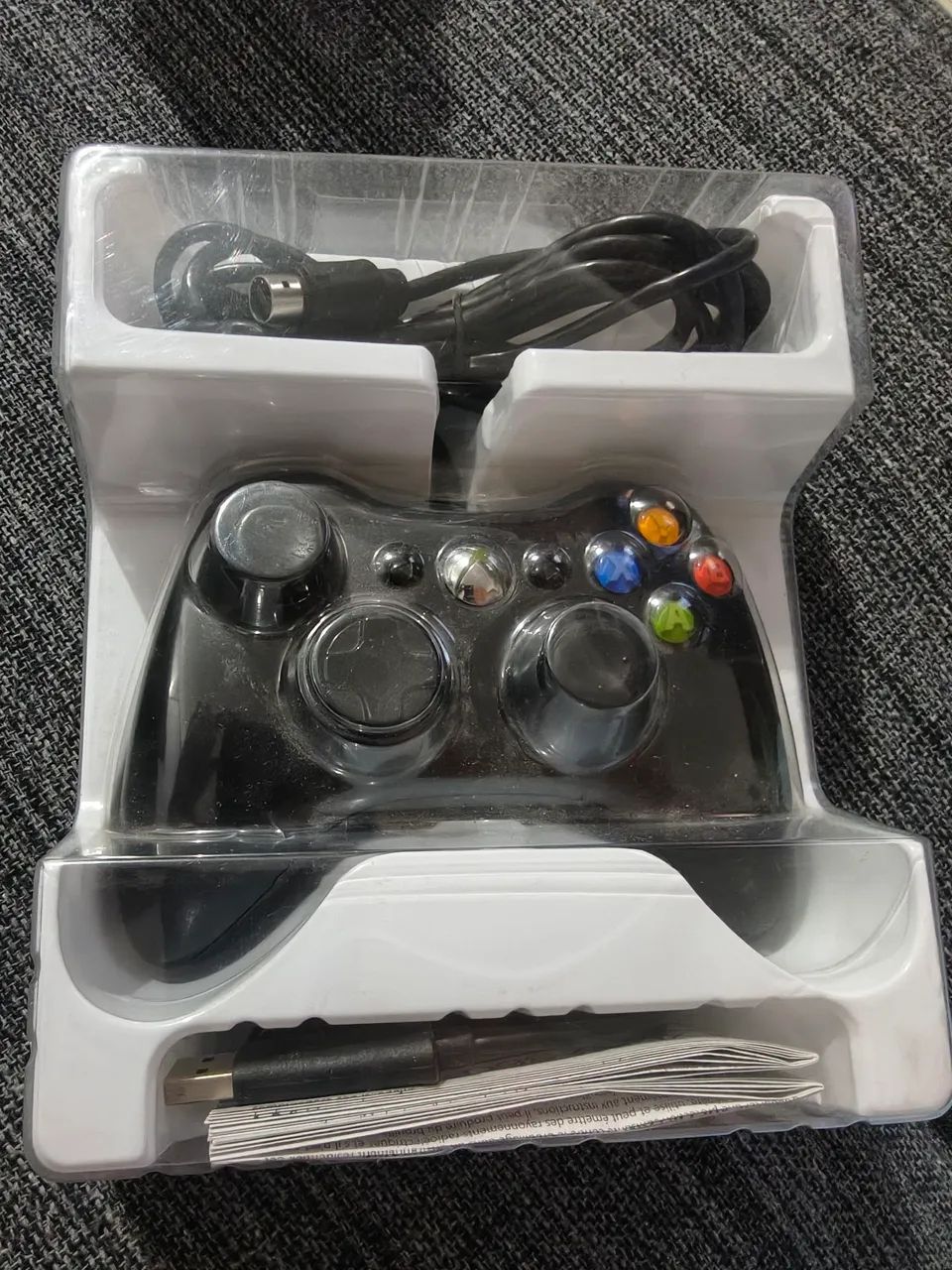 Controle Xbox 360 com fio