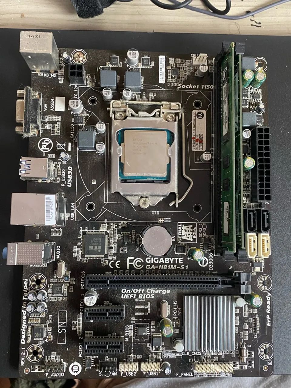 Placa mãe gigabyte h81m 6gb ram i3 