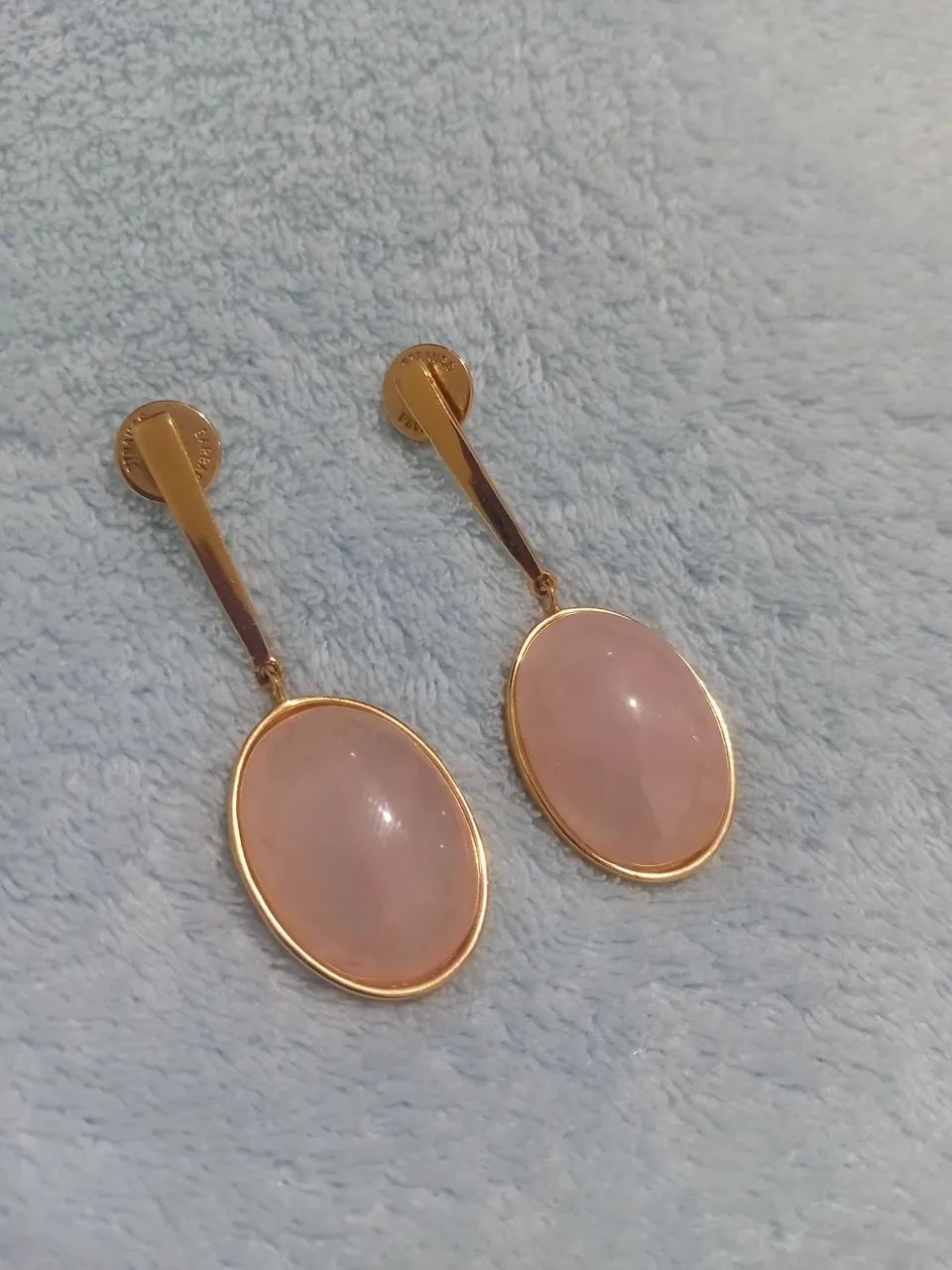 Brincos com pedra quartzo rosa - Foto 4