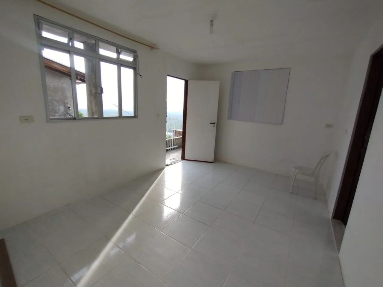 Alugo Casa 2 quartos no Rio Tavares  - Foto 2