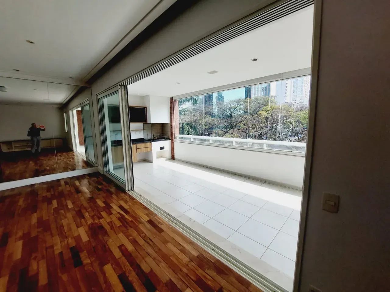 Apartamento com varanda gourmet no Itaim - 152 m2 - Foto 3
