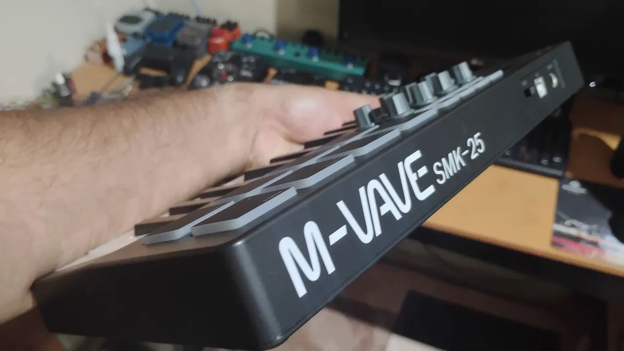 Controlador midi smk25 USB  - Foto 3