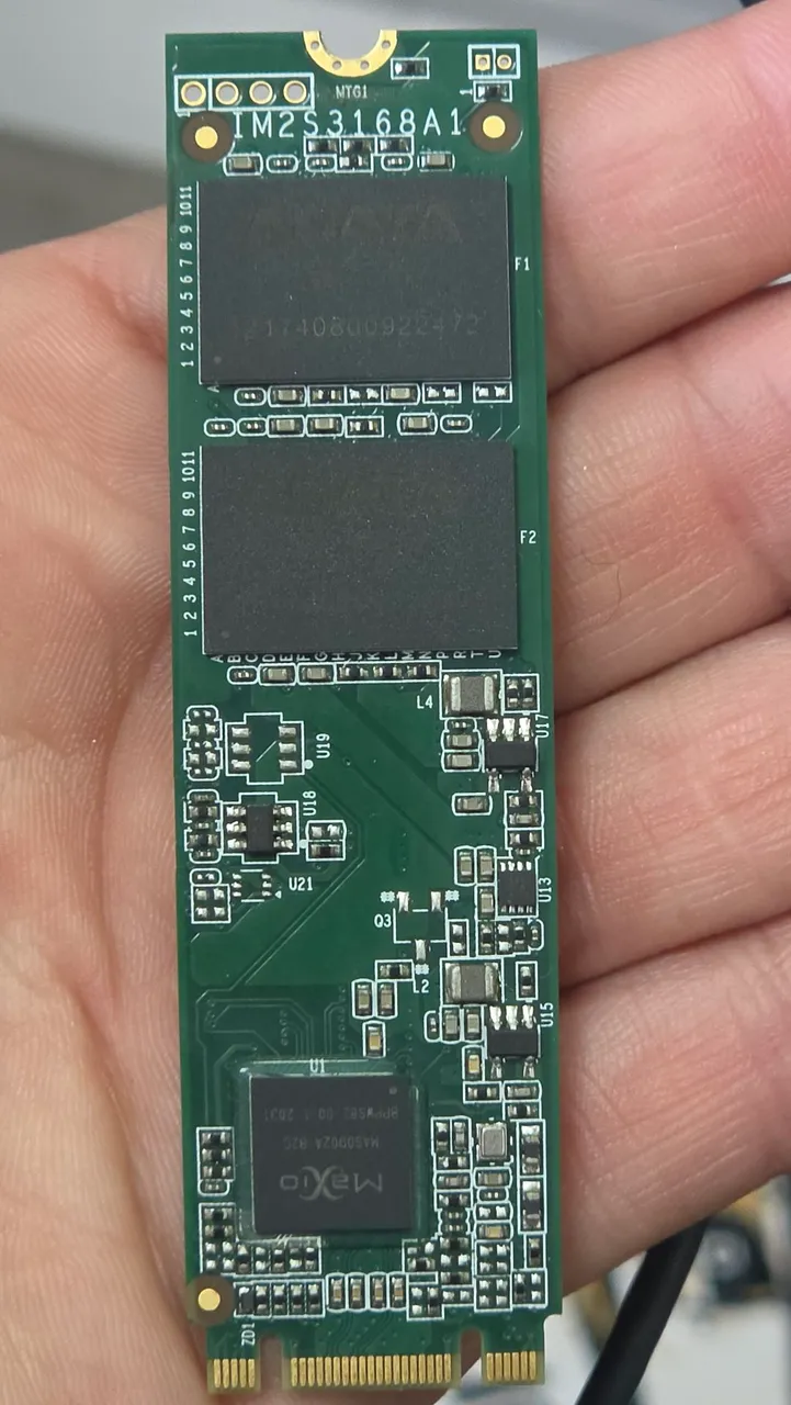2TBSSD【中古】【非常に良い】SSDPEKNW020T8X1 SSDPEKNW020T8X1 Intel