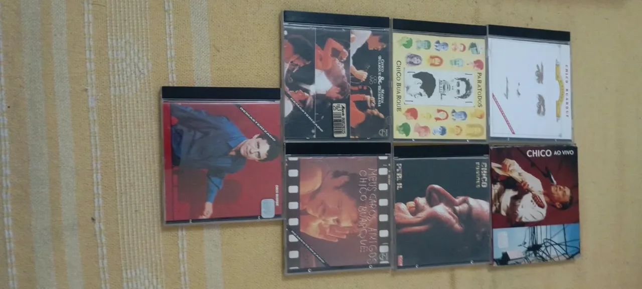 Cds Djavan e Chico Buarque