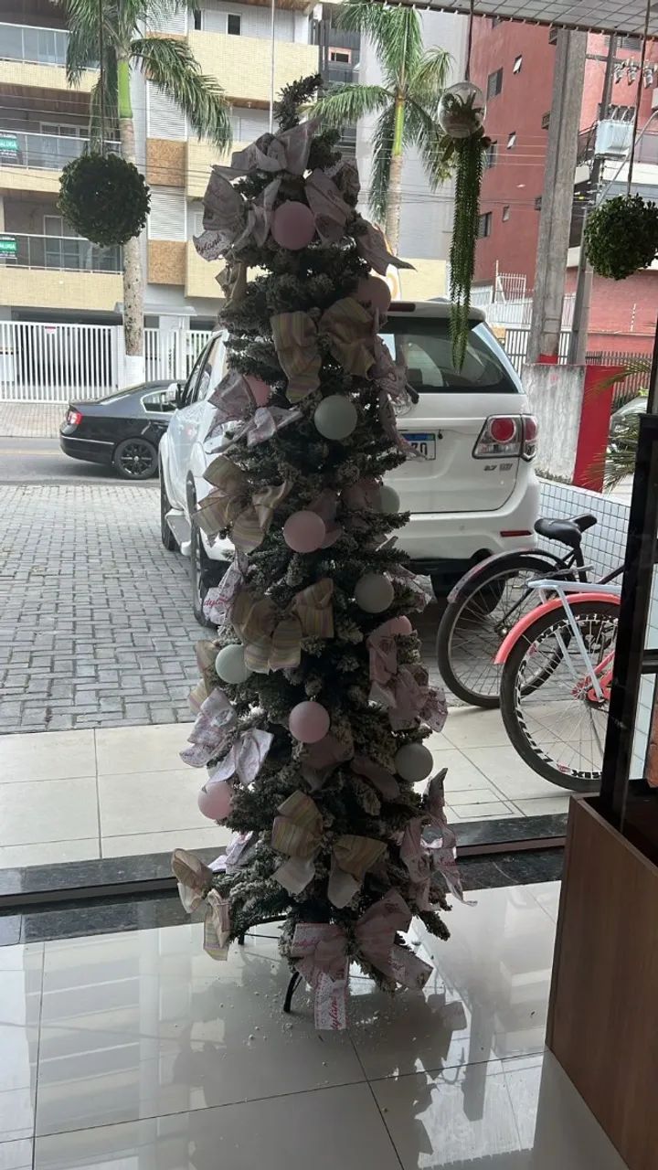 Arvore de Natal com decoração de Natal e pascoa - Foto 2