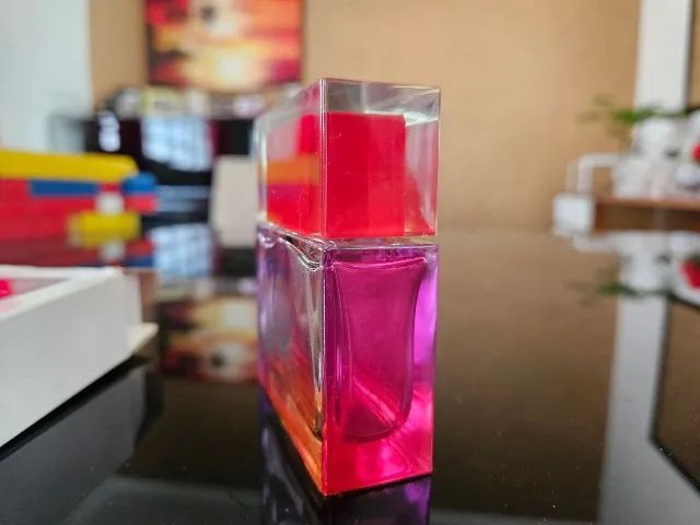 Vidro Vazio de perfume (Chic - Carolina Herrera) Feminino - Foto 4
