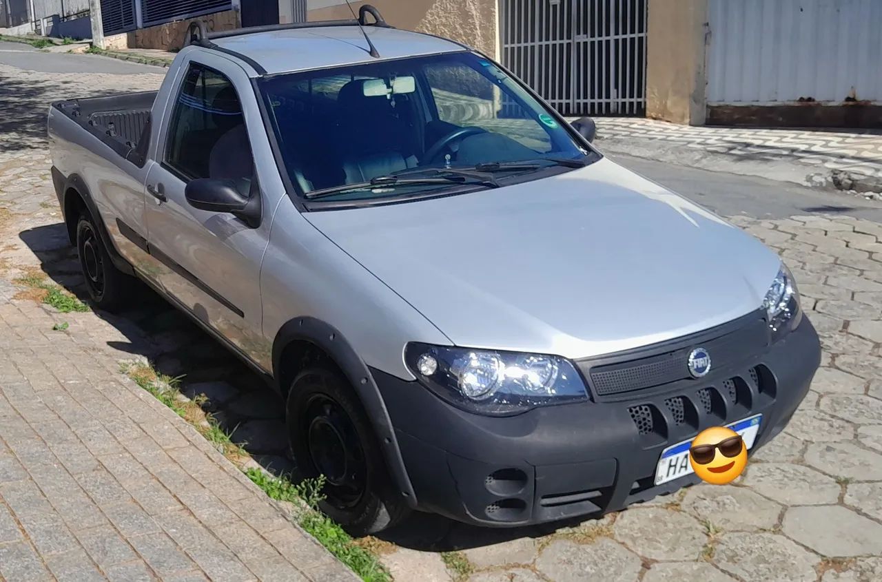 Fiat Strada Strada Trekking 1.8 mpi Flex 8V CS 2005