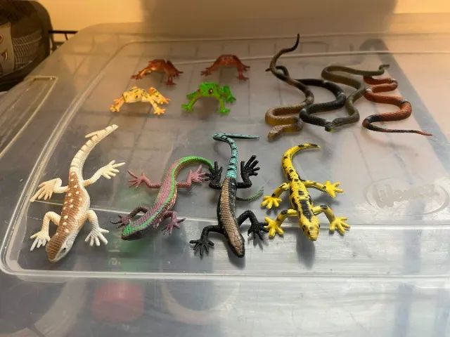 Figuras Vintage sapos, cobras e lagardos