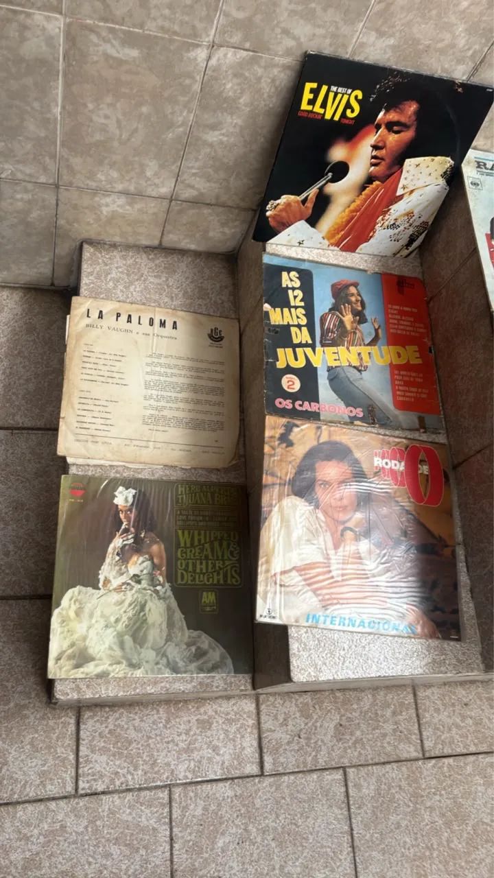 Discos de vinil variados  - Foto 2