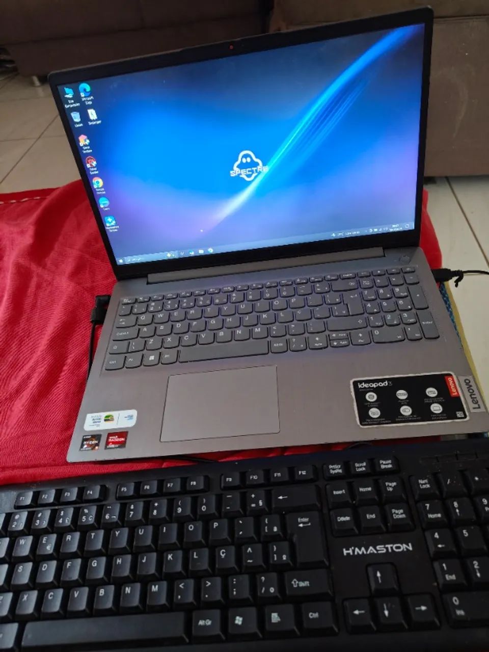 Vendo notebook Lenovo - Foto 2