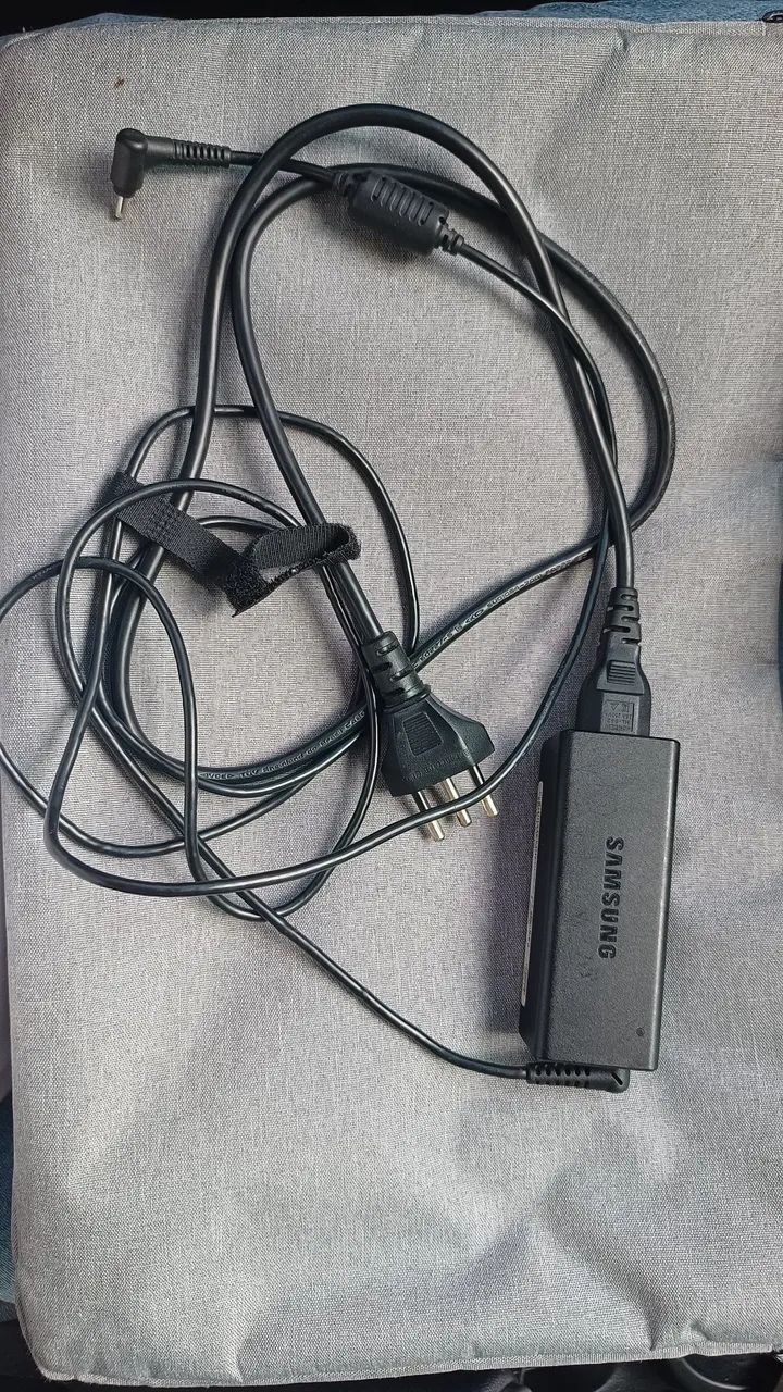 Notebook Samsung ATIV 9 usado - Foto 3