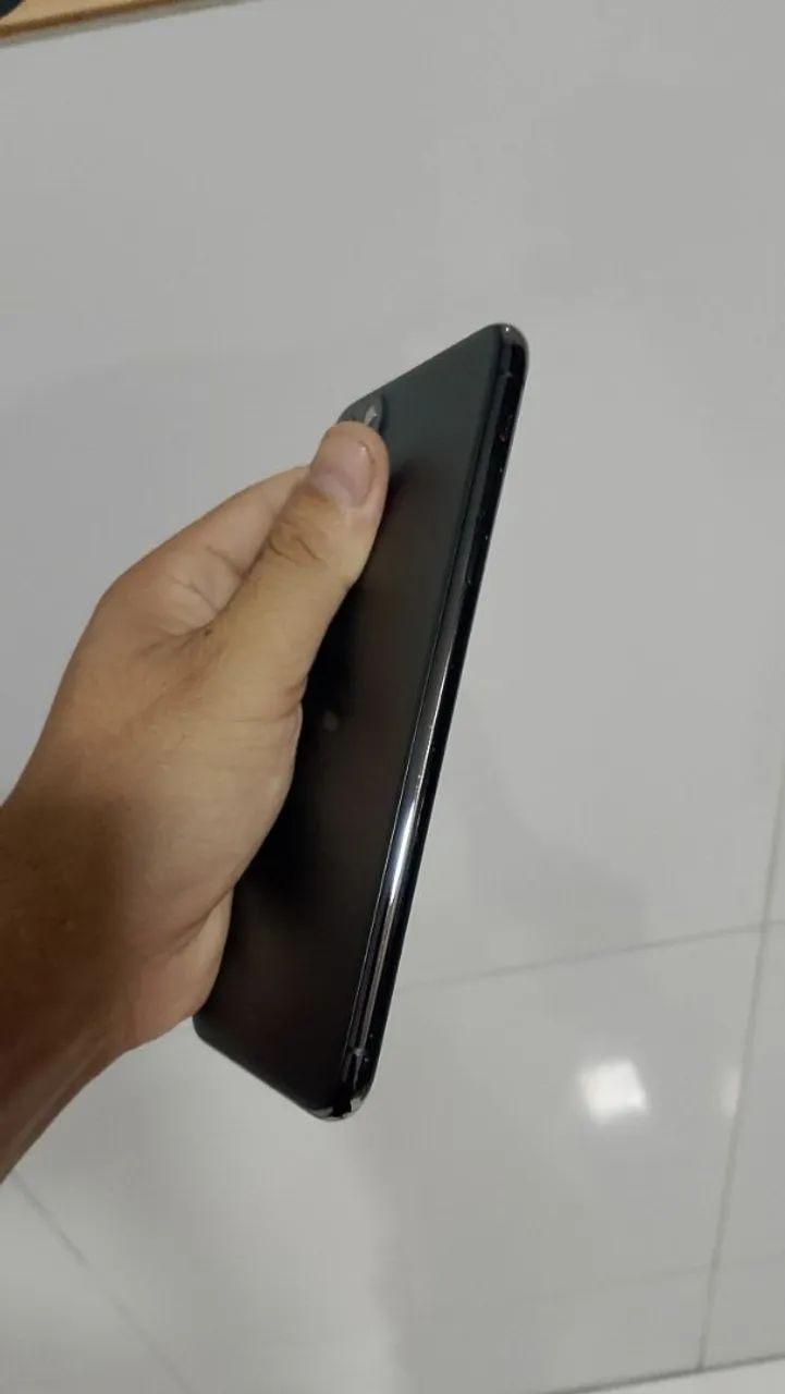 iPhone 11 pro Max 256g - Foto 3