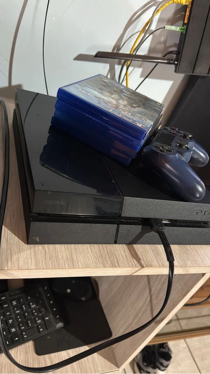 Vende-se play 4 