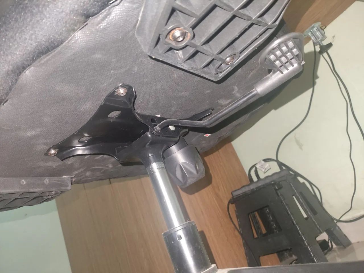 Cadeira ergonômica  - Foto 4