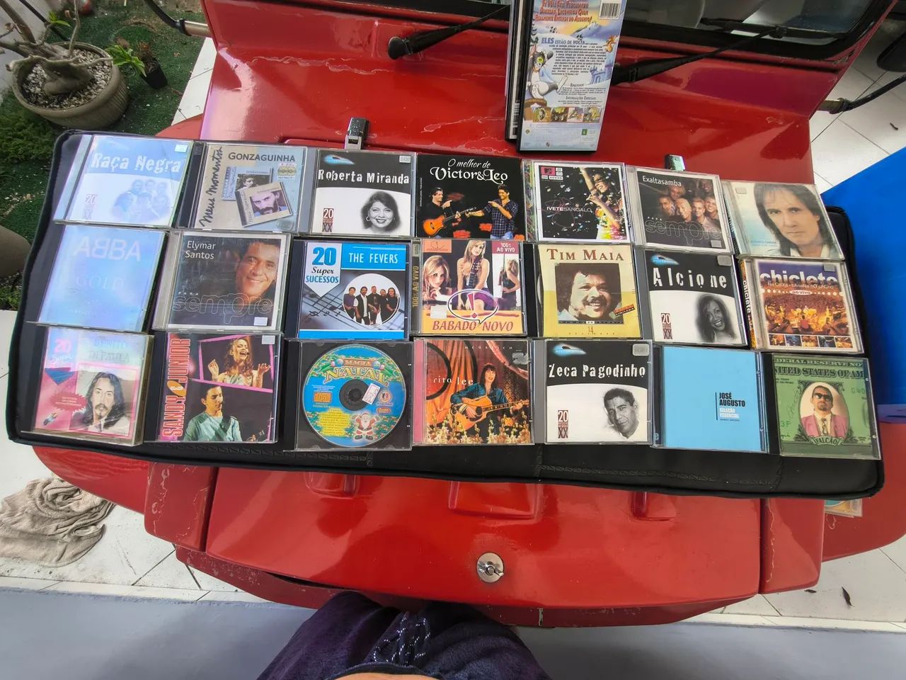 Vende-se CDs e DVDs - Foto 2