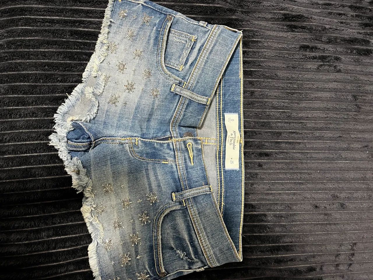 Short jeans curto marca Abercrombie 